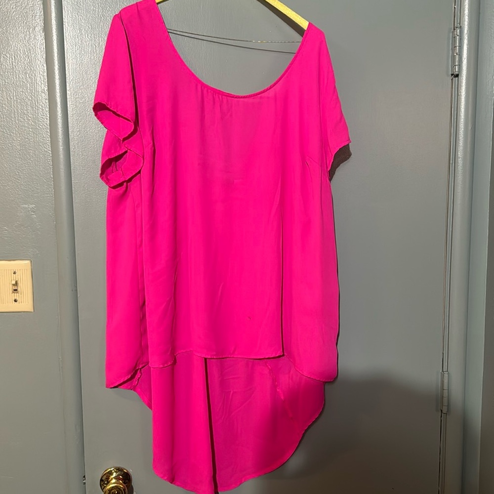 Torrid hi low blouse size 3